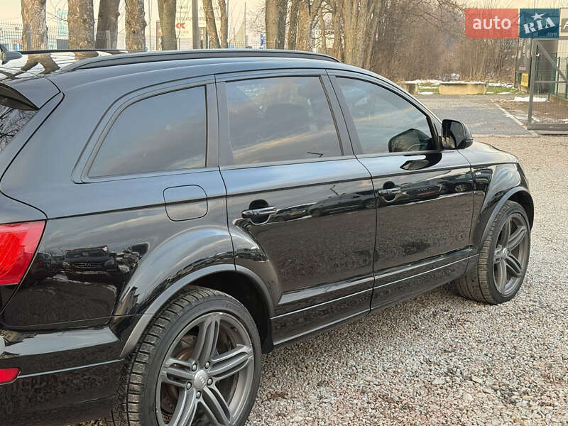 Позашляховик / Кросовер Audi Q7 2015 в Стрию