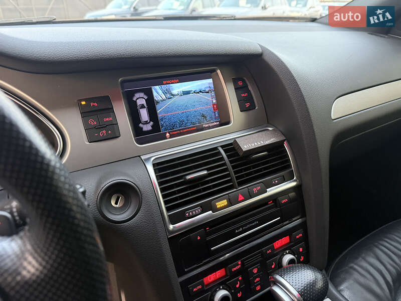 Позашляховик / Кросовер Audi Q7 2015 в Стрию