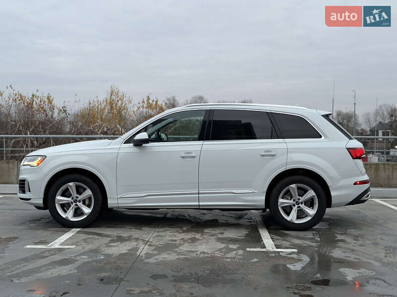 Позашляховик / Кросовер Audi Q7 2023 в Києві