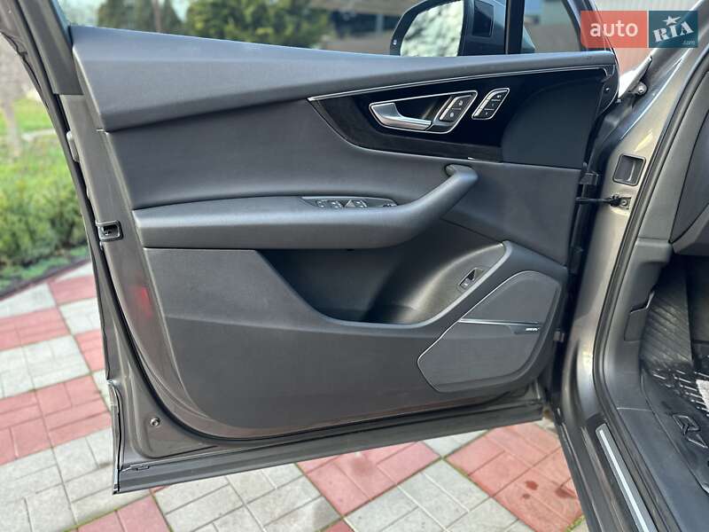 Позашляховик / Кросовер Audi Q7 2017 в Вінниці фото 33 Позашляховик / Кросовер Audi Q7 2017 в Вінниці