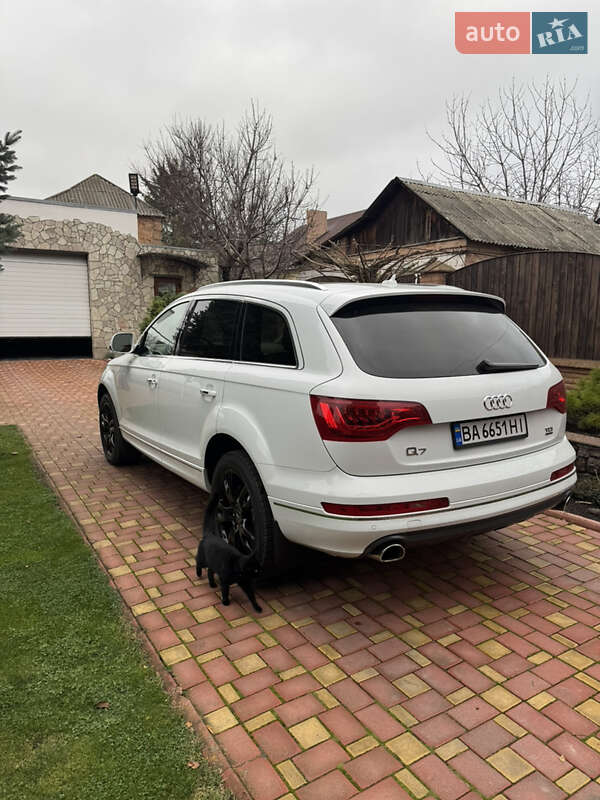 Позашляховик / Кросовер Audi Q7 2013 в Кропивницькому