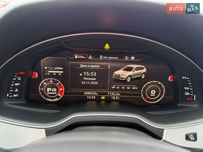 Позашляховик / Кросовер Audi Q7 2016 в Ужгороді