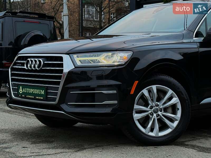 Внедорожник / Кроссовер Audi Q7 2018 в Киеве