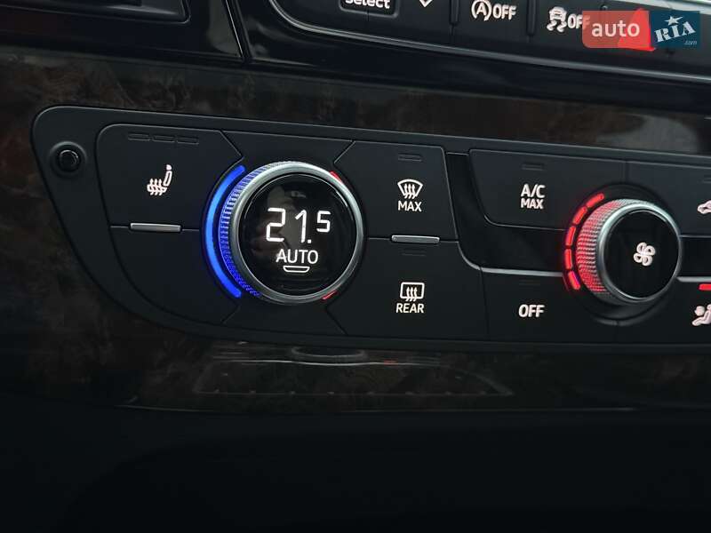 Внедорожник / Кроссовер Audi Q7 2018 в Киеве