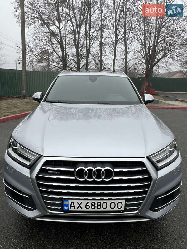 Позашляховик / Кросовер Audi Q7 2018 в Харкові