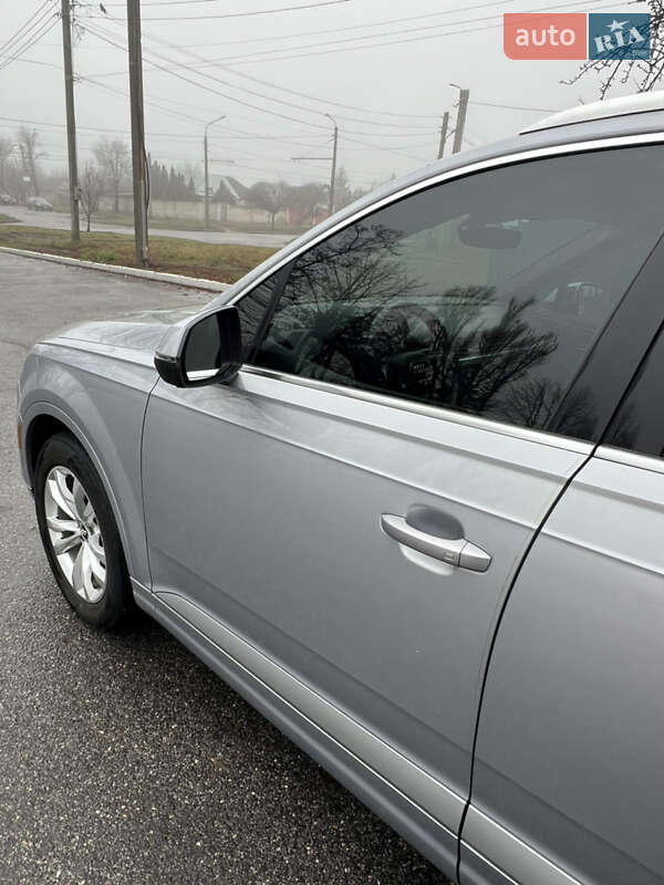 Позашляховик / Кросовер Audi Q7 2018 в Харкові