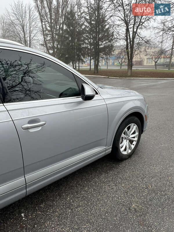 Позашляховик / Кросовер Audi Q7 2018 в Харкові