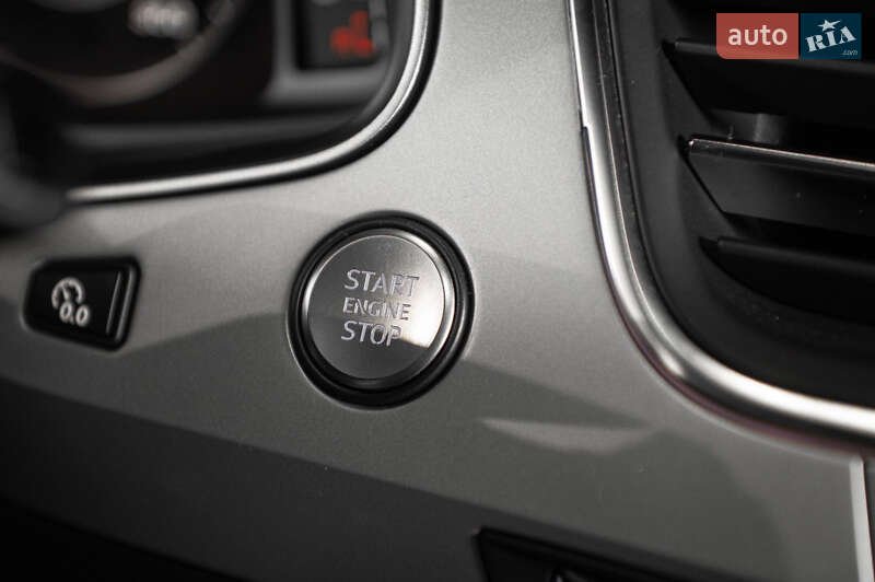 Позашляховик / Кросовер Audi Q7 2017 в Одесі