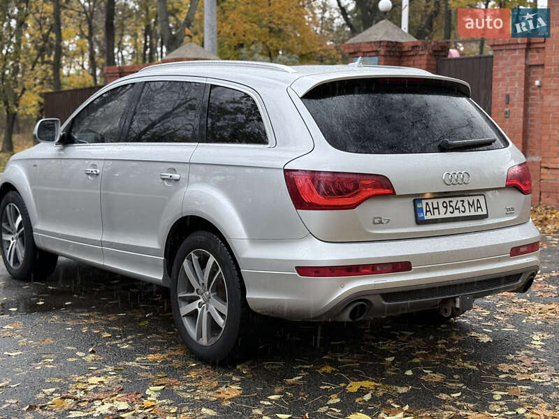 Внедорожник / Кроссовер Audi Q7 2011 в Киеве