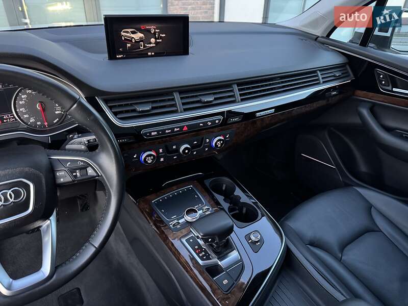 Внедорожник / Кроссовер Audi Q7 2017 в Тернополе фото 49 Внедорожник / Кроссовер Audi Q7 2017 в Тернополе