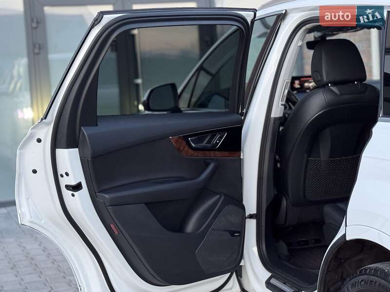 Внедорожник / Кроссовер Audi Q7 2017 в Тернополе фото 63 Внедорожник / Кроссовер Audi Q7 2017 в Тернополе