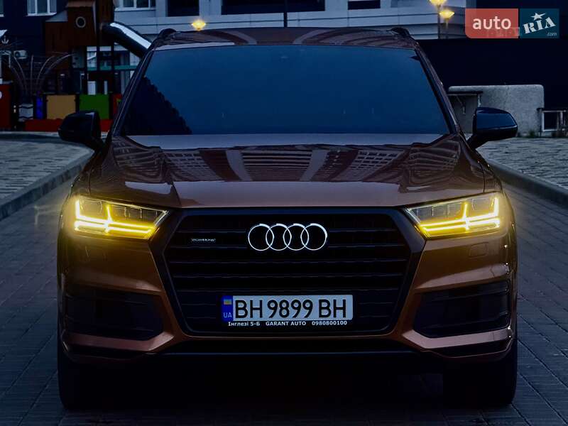 Позашляховик / Кросовер Audi Q7 2017 в Одесі