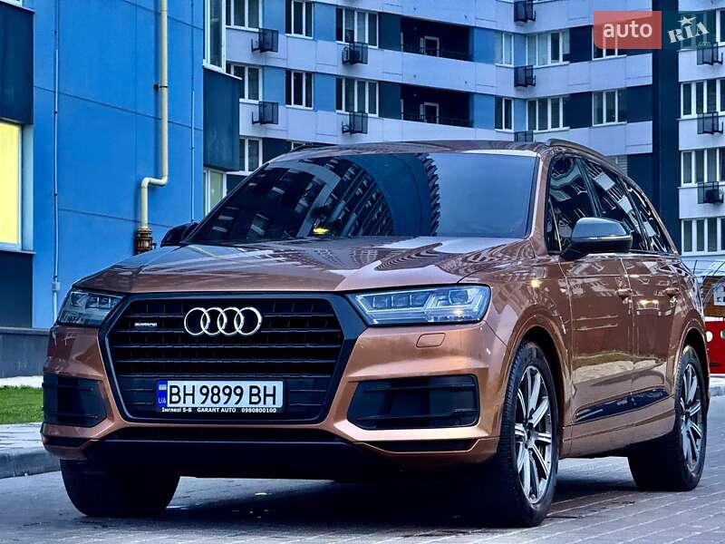 Позашляховик / Кросовер Audi Q7 2017 в Одесі