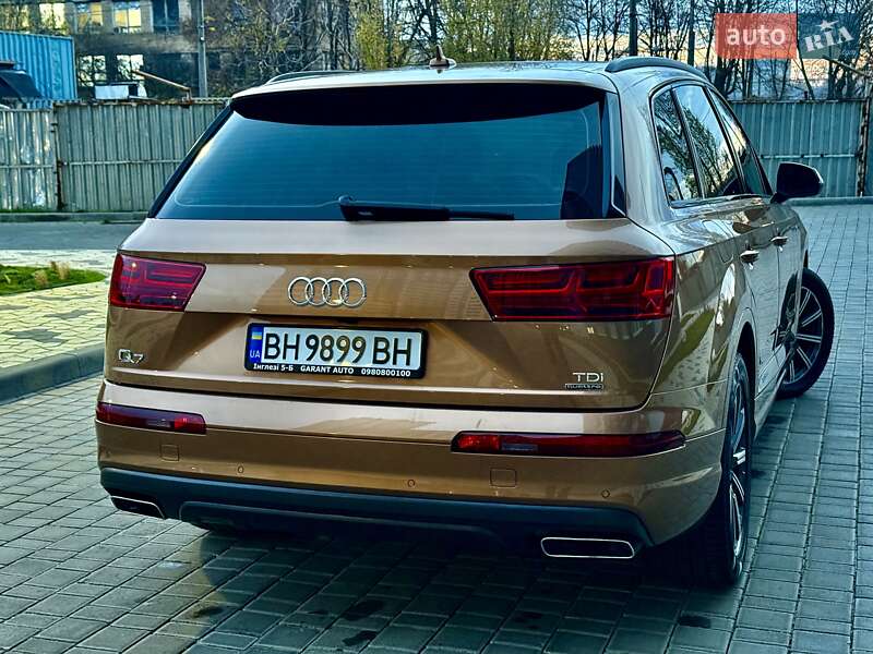 Позашляховик / Кросовер Audi Q7 2017 в Одесі