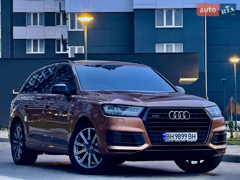 Позашляховик / Кросовер Audi Q7 2017 в Одесі