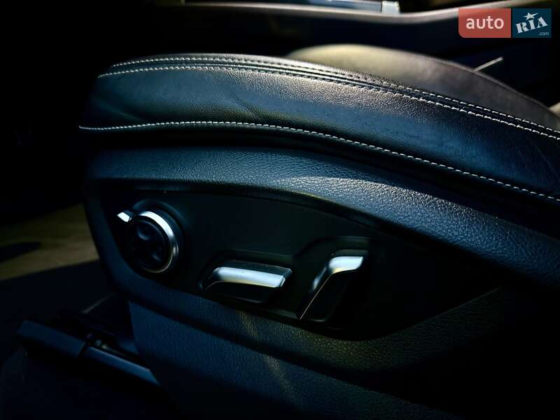 Позашляховик / Кросовер Audi Q7 2017 в Одесі