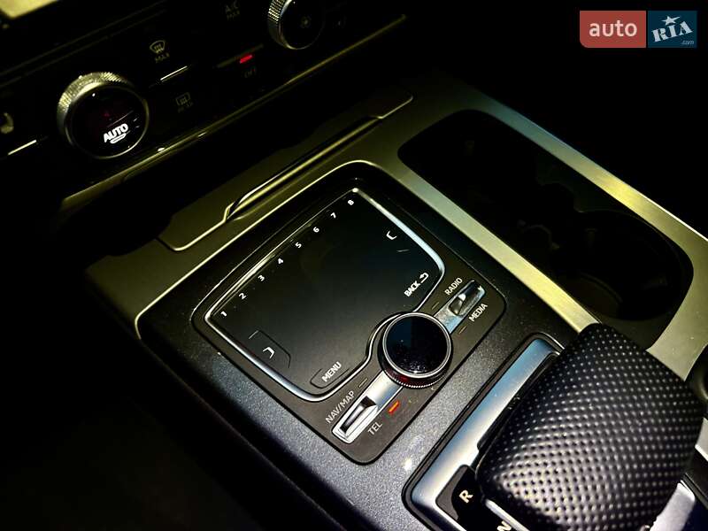 Позашляховик / Кросовер Audi Q7 2017 в Одесі