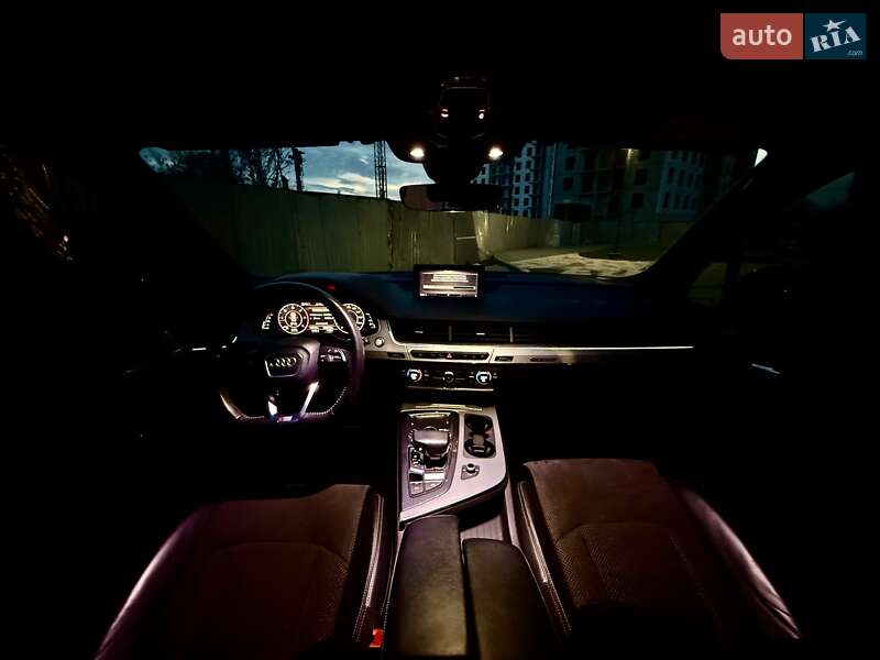 Позашляховик / Кросовер Audi Q7 2017 в Одесі