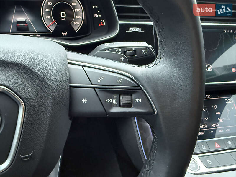 Позашляховик / Кросовер Audi Q7 2023 в Дніпрі