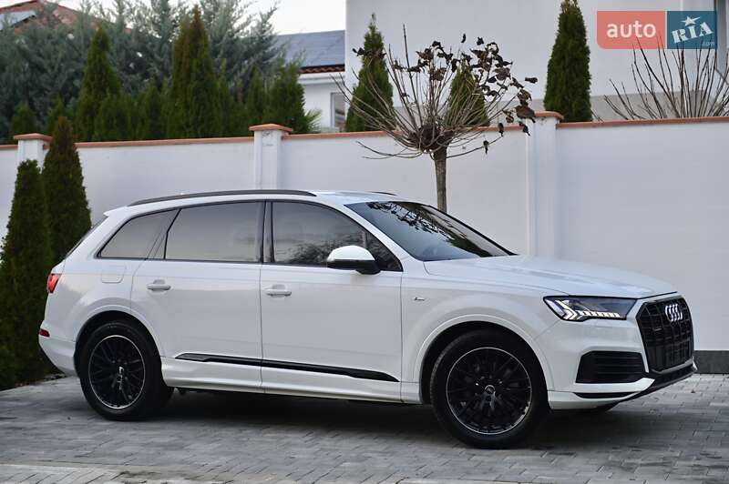 Позашляховик / Кросовер Audi Q7 2020 в Одесі