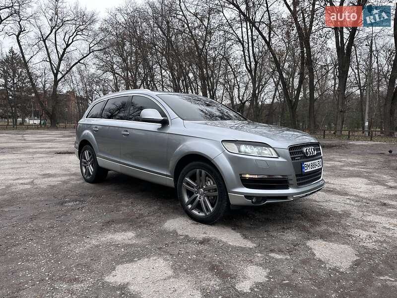 Позашляховик / Кросовер Audi Q7 2006 в Сумах