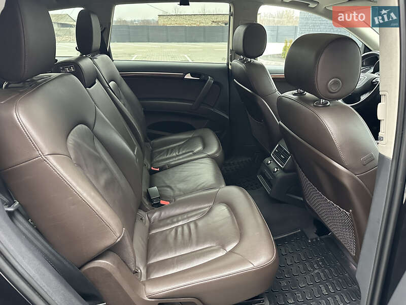 Внедорожник / Кроссовер Audi Q7 2015 в Дубно фото 33 Внедорожник / Кроссовер Audi Q7 2015 в Дубно