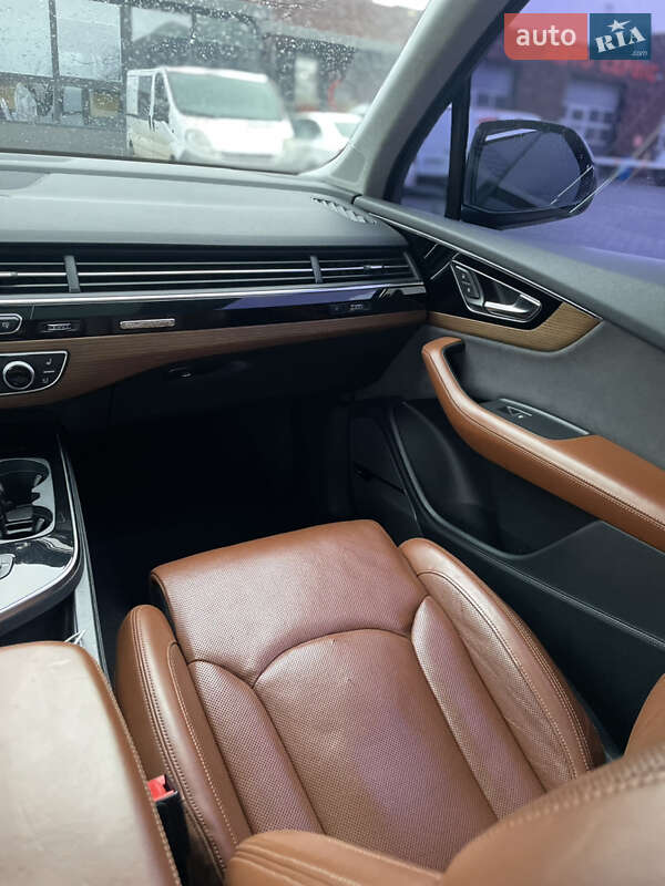 Внедорожник / Кроссовер Audi Q7 2016 в Луцке фото 31 Внедорожник / Кроссовер Audi Q7 2016 в Луцке