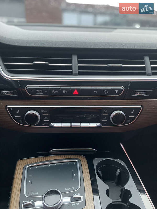 Внедорожник / Кроссовер Audi Q7 2016 в Луцке фото 47 Внедорожник / Кроссовер Audi Q7 2016 в Луцке