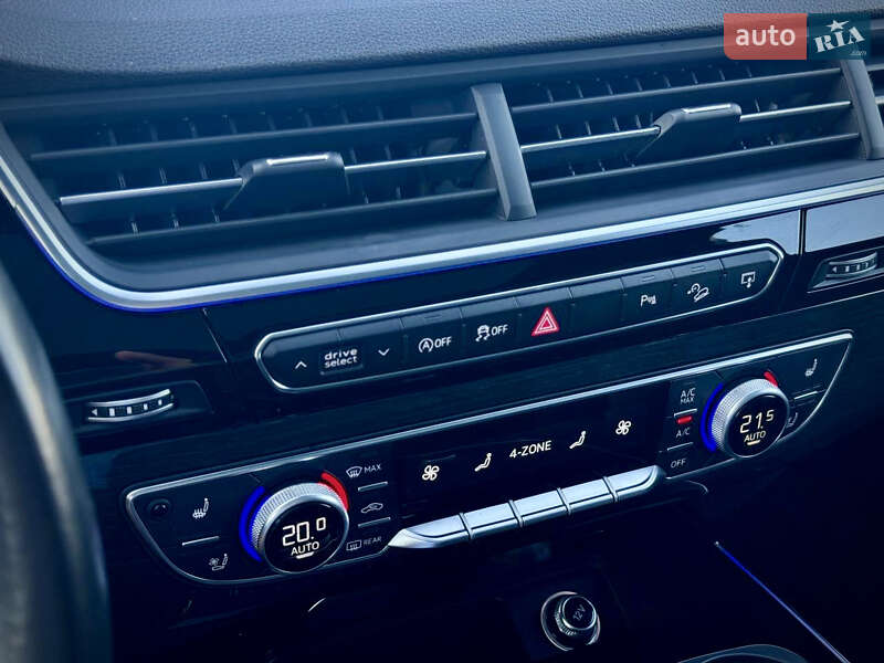 Внедорожник / Кроссовер Audi Q7 2017 в Киеве