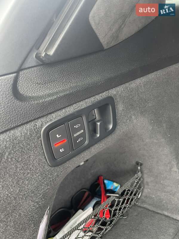 Позашляховик / Кросовер Audi Q7 2015 в Івано-Франківську