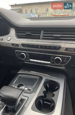 Внедорожник / Кроссовер Audi Q7 2015 в Ивано-Франковске
