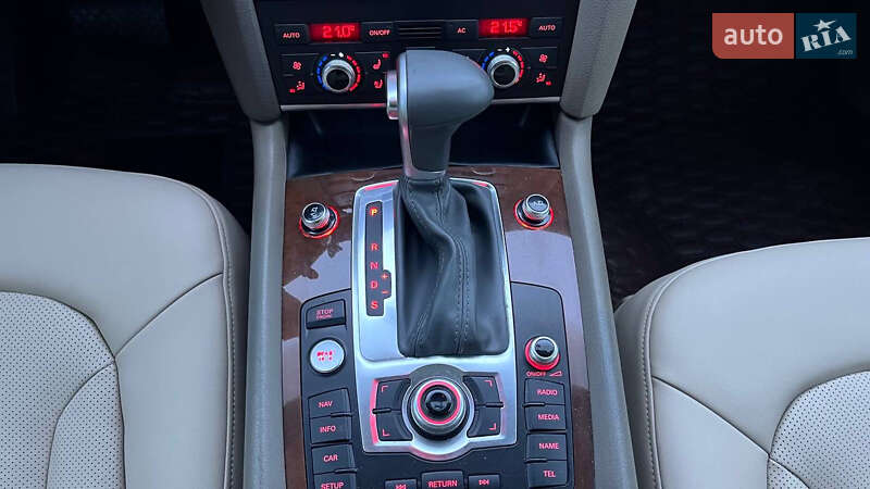 Внедорожник / Кроссовер Audi Q7 2010 в Хмельницком