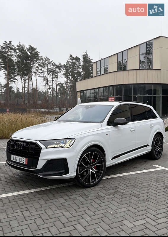 Внедорожник / Кроссовер Audi Q7 2021 в Киеве фото Внедорожник / Кроссовер Audi Q7 2021 в Киеве