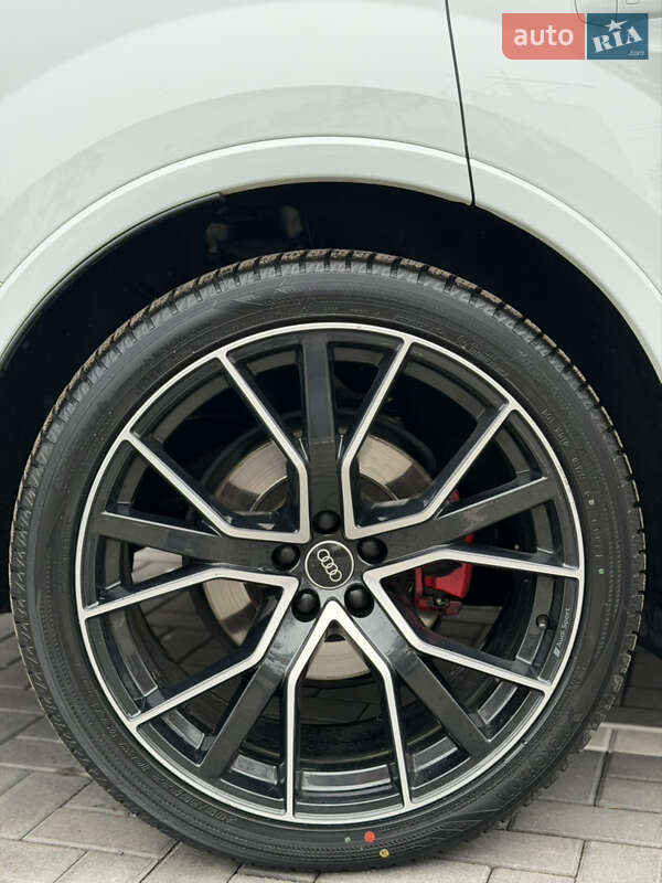 Внедорожник / Кроссовер Audi Q7 2021 в Киеве фото 10 Внедорожник / Кроссовер Audi Q7 2021 в Киеве