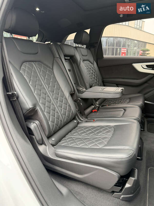 Внедорожник / Кроссовер Audi Q7 2021 в Киеве фото 54 Внедорожник / Кроссовер Audi Q7 2021 в Киеве