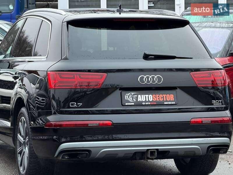 Позашляховик / Кросовер Audi Q7 2016 в Харкові