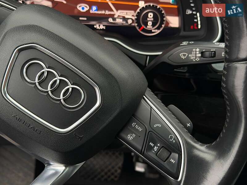 Позашляховик / Кросовер Audi Q7 2016 в Харкові