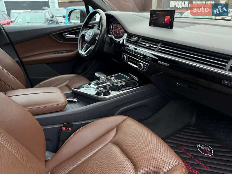 Позашляховик / Кросовер Audi Q7 2016 в Харкові