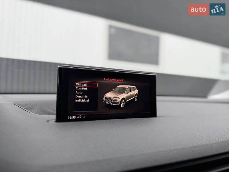 Позашляховик / Кросовер Audi Q7 2015 в Стрию