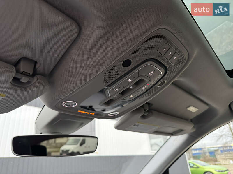 Позашляховик / Кросовер Audi Q7 2015 в Стрию