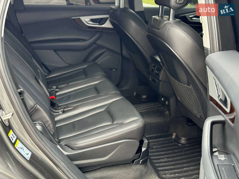 Внедорожник / Кроссовер Audi Q7 2019 в Белой Церкви