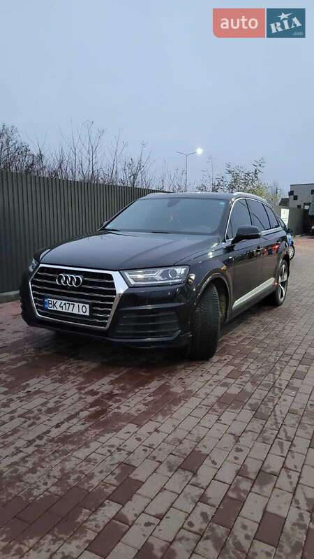 Внедорожник / Кроссовер Audi Q7 2015 в Сарнах фото 3 Внедорожник / Кроссовер Audi Q7 2015 в Сарнах