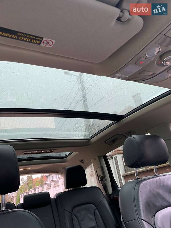 Позашляховик / Кросовер Audi Q7 2014 в Рівному