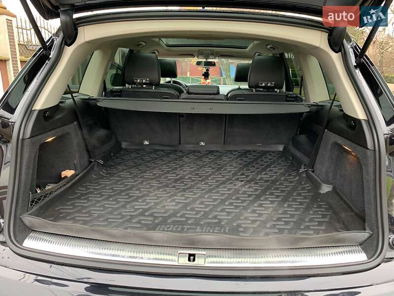 Позашляховик / Кросовер Audi Q7 2014 в Рівному