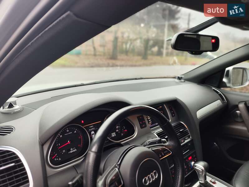 Позашляховик / Кросовер Audi Q7 2014 в Вінниці