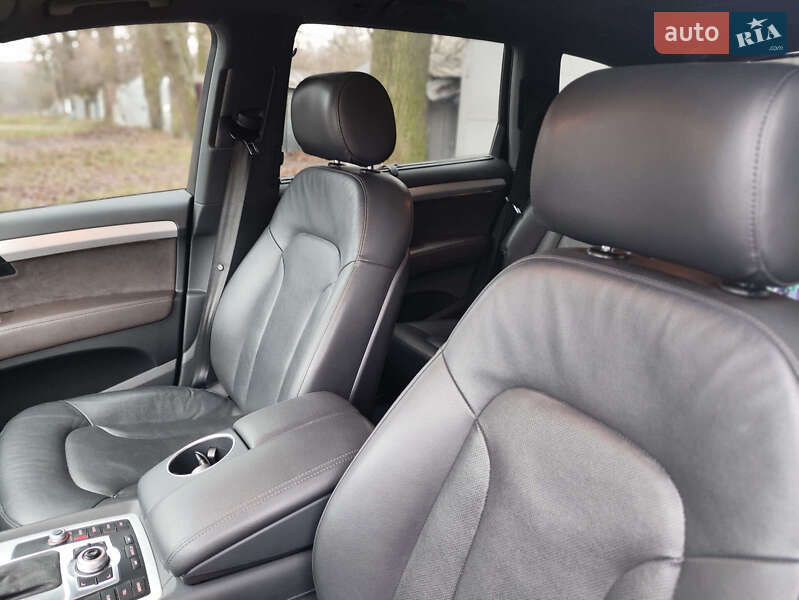 Позашляховик / Кросовер Audi Q7 2014 в Вінниці