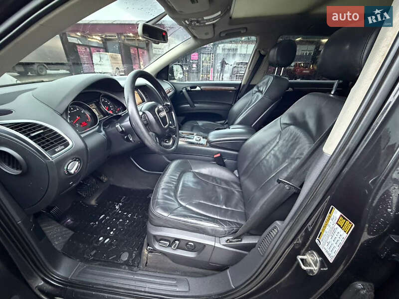 Позашляховик / Кросовер Audi Q7 2011 в Львові
