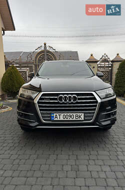 Внедорожник / Кроссовер Audi Q7 2017 в Рожнятове