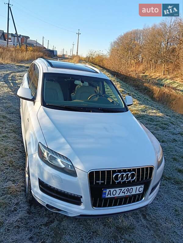 Внедорожник / Кроссовер Audi Q7 2015 в Ужгороде фото 3 Внедорожник / Кроссовер Audi Q7 2015 в Ужгороде