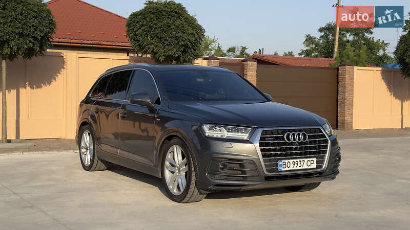 Audi Q7 2016